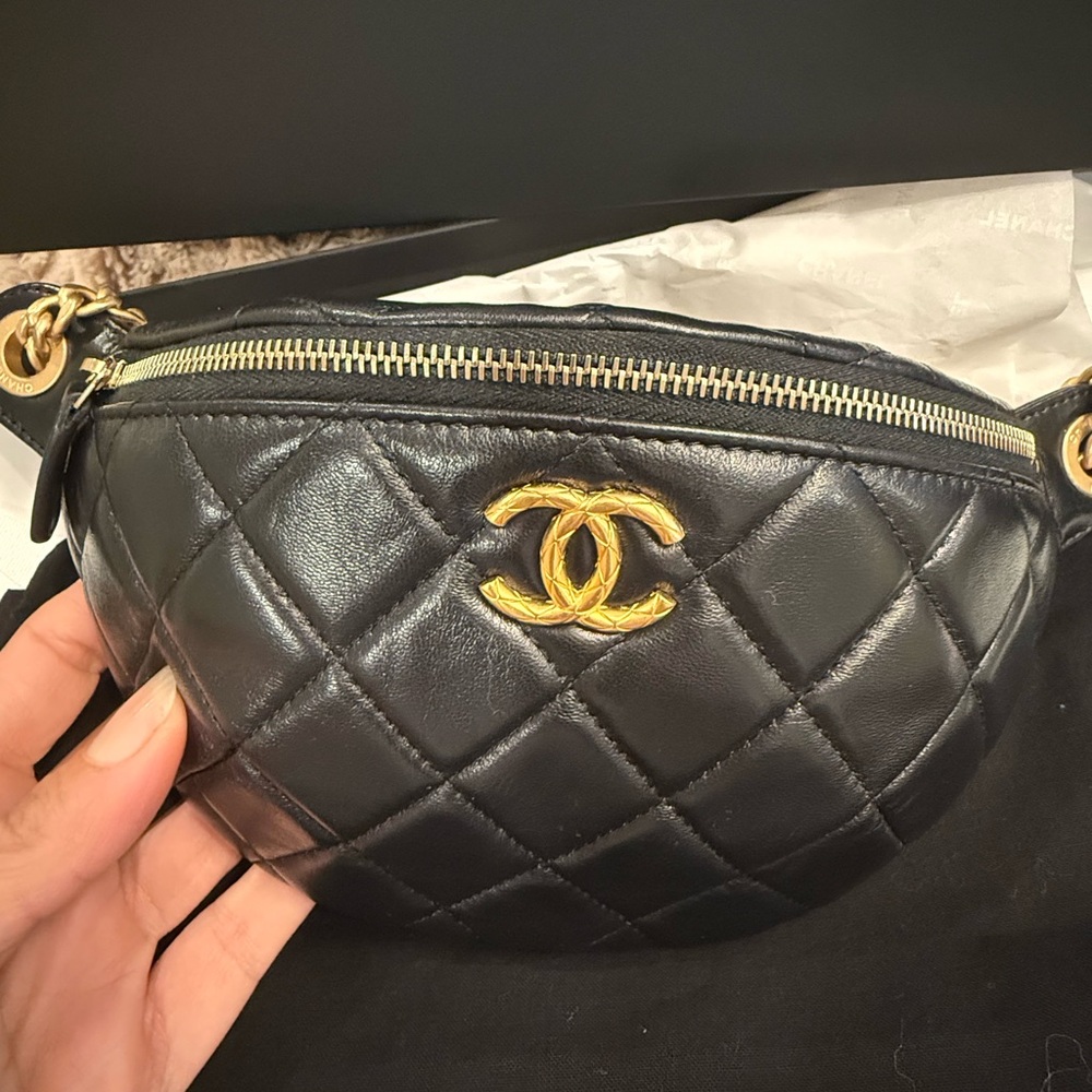 ❤️Authentic Chanel Lambskin Quilted Waist Belt Fanny Bum Bag Black & Gold ❤️ - Picture 6 of 16